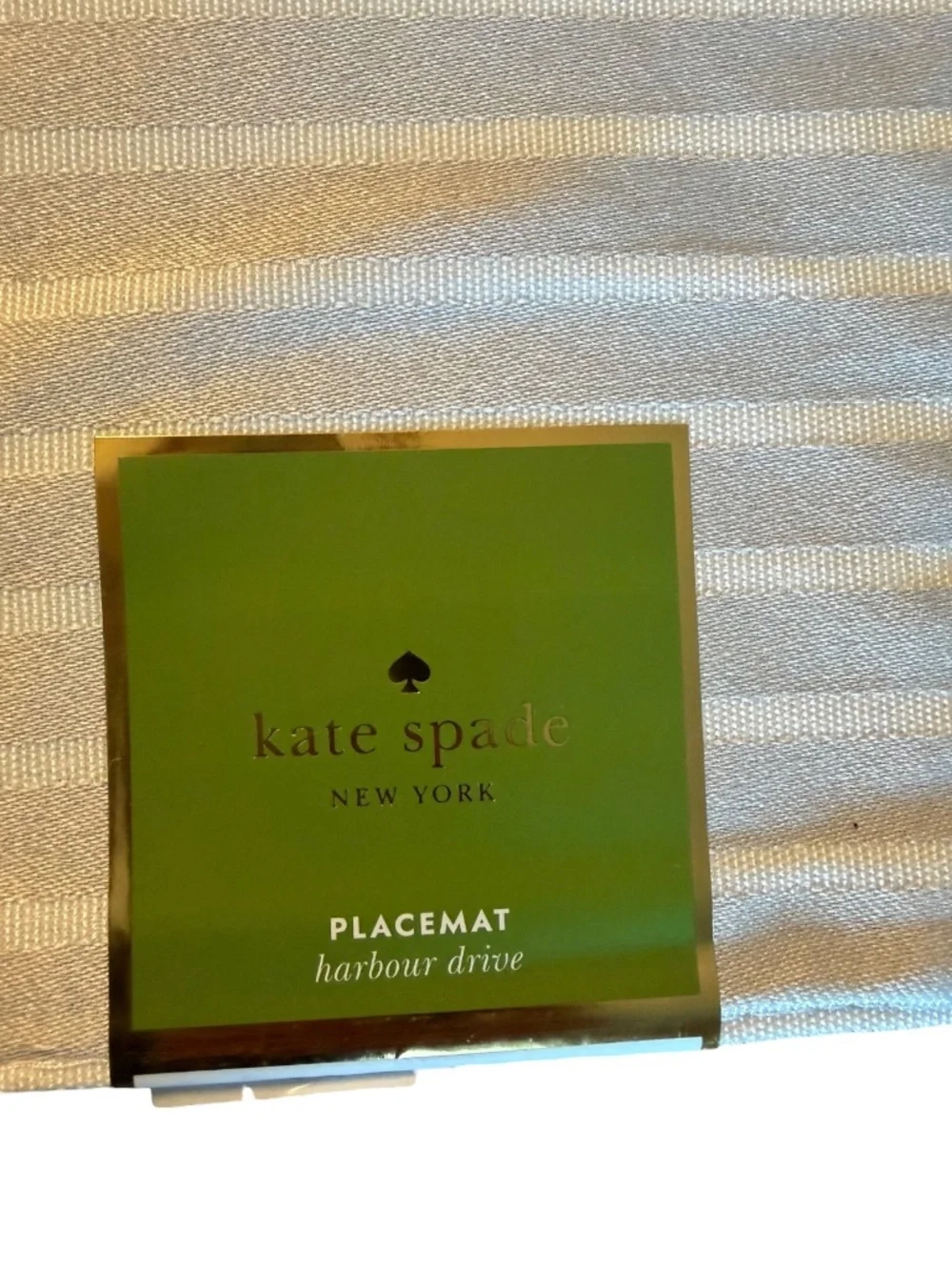 Kate Spade New York Harbour Drive Silver White Placemats Set of 8 NWT